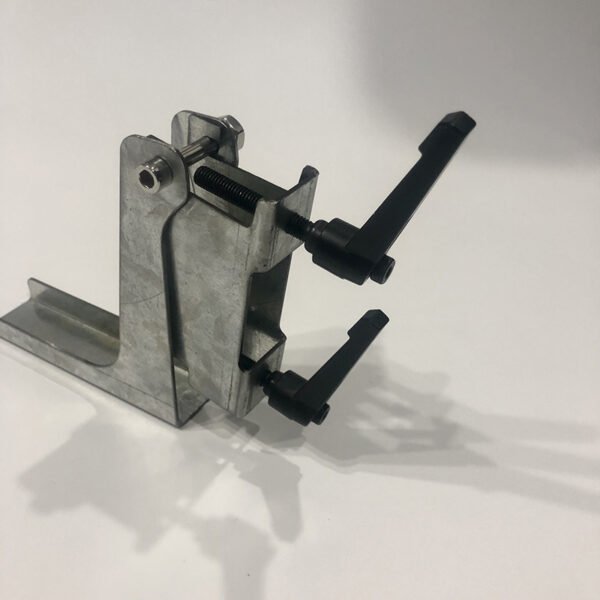 Foot-Operated Weeding Aid - Image 5